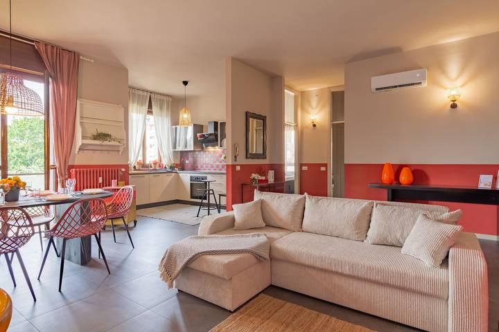 Appartamento per 5 persone, con Balcone a Monza