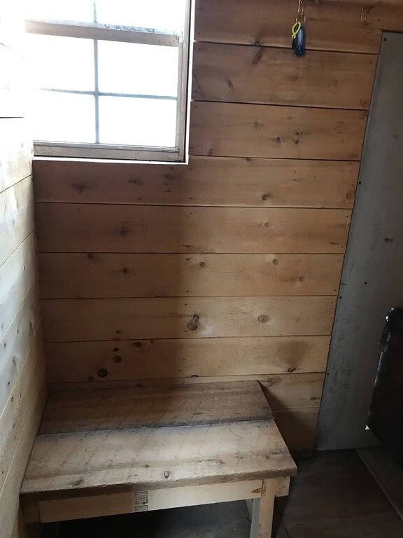 Log Cabin W/ Sauna On The Cut River At Higgins Lake in Higgins Lake