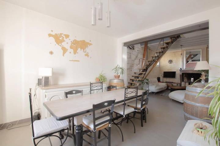 Location de vacances pour 8 personnes, avec jardin, animaux acceptés à Vayres - 2