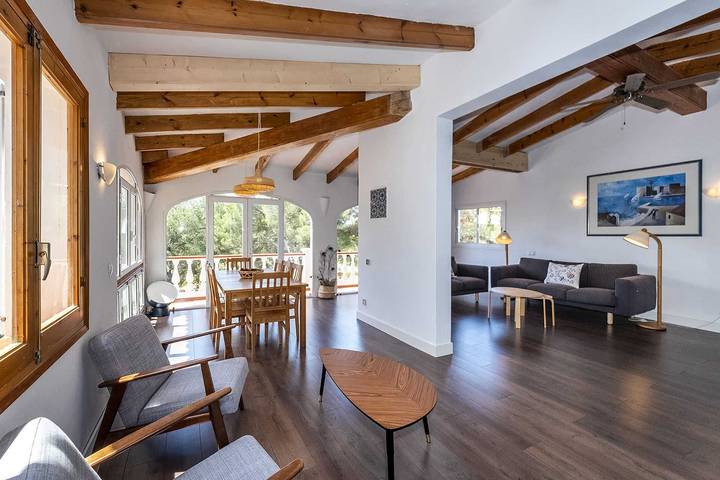 Location de vacances pour 8 personnes, avec jardin et balcon à Cala en Bosc - 4