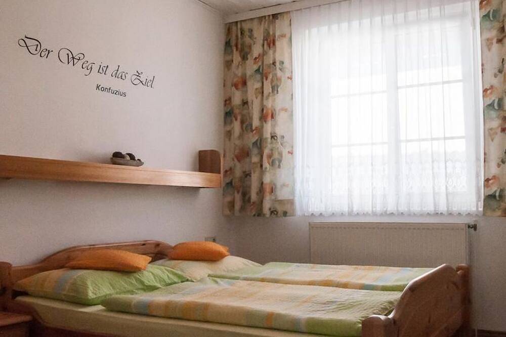 Gästehaus Ringbauer - Doppelzimmer mit Dusche, Wc in Marktgemeinde Podersdorf am See, Neusiedlersee-Hügelland