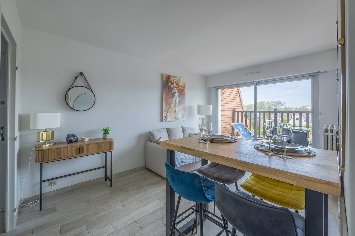 Entire apartment, Appartement Périgourdine - Welkeys in Cabourg, Caen region