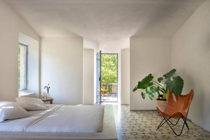 Location de vacances pour 4 personnes, avec piscine ainsi que vue et jardin, animaux acceptés à Cantallops - 3