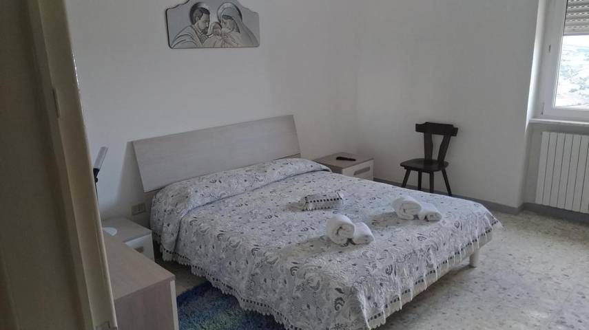 Location de vacances pour 4 personnes, avec Balcon ainsi que Terrasse et Vue à Grassano