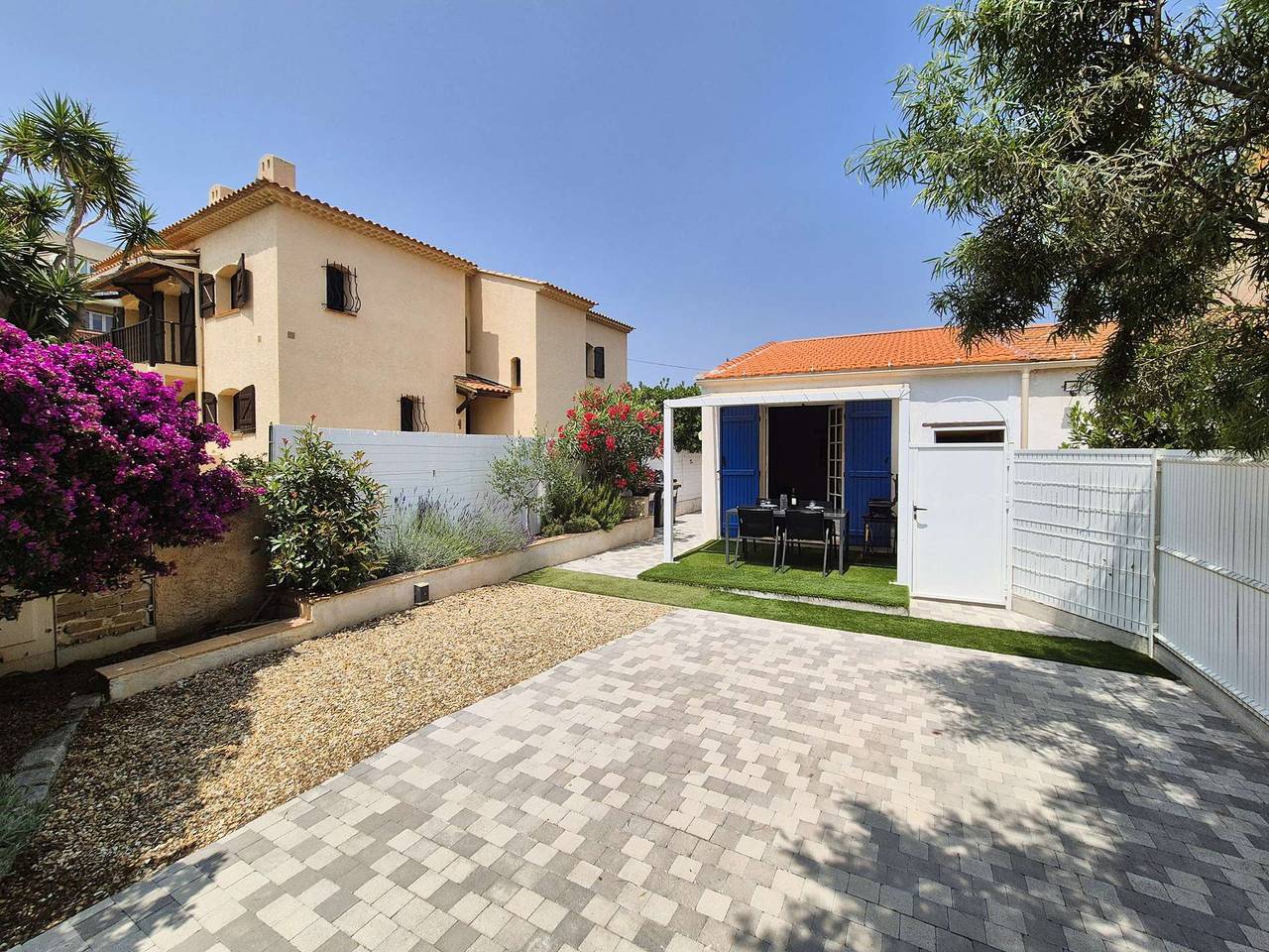 Ganze Ferienwohnung, Ferienwohnung für 5 Personen mit Garten in La Seyne-sur-Mer, Toulon Region