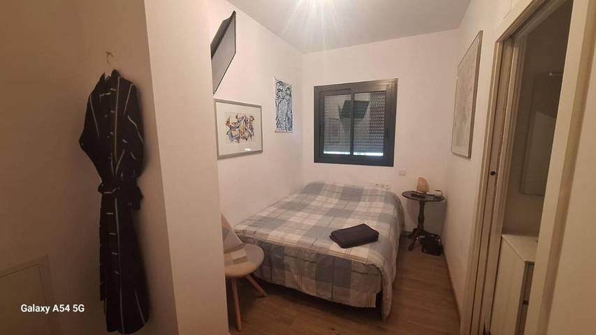 Alojamiento y desayuno para 2 personas, con Terraza además de Piscina y Vistas en Sitges