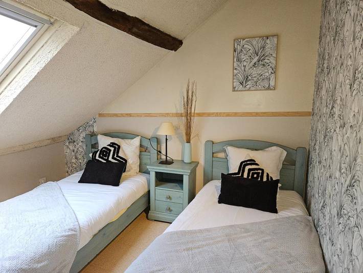 Location de vacances pour 7 personnes, avec terrasse et jardin à Taden - 3