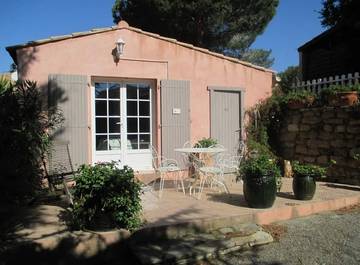 Location de vacances pour 4 personnes, avec piscine et jardin dans Parc naturel régional de la Narbonnaise en Méditerranée