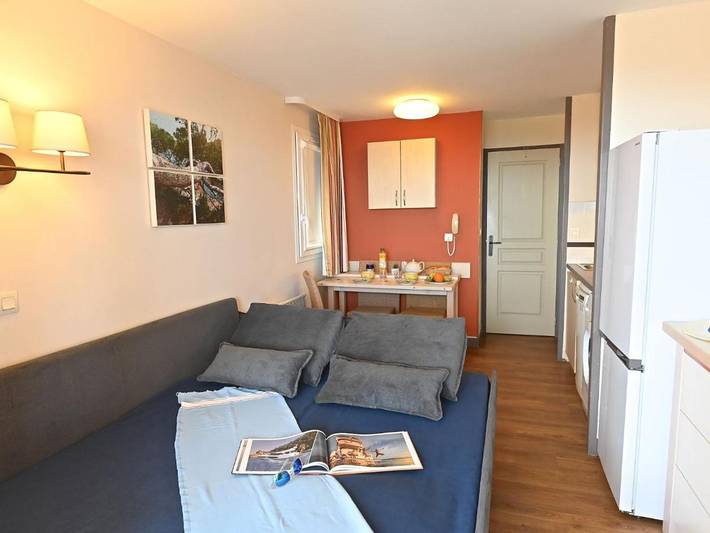 Gîte pour 4 personnes, avec piscine ainsi que jardin et terrasse, animaux acceptés dans Gare Du Dramont - 4