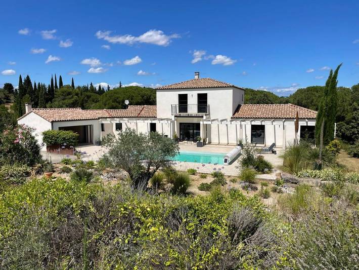 Location de vacances pour 8 personnes, avec jardin et piscine, adapté aux familles dans Lac de la Cavayère - 2