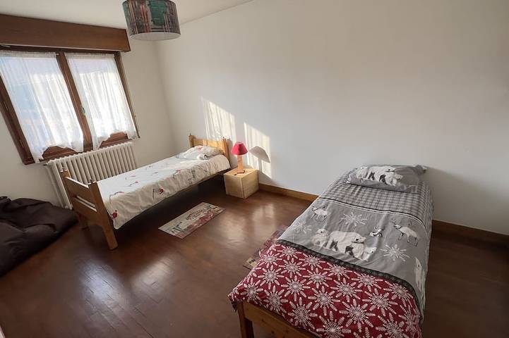 Appartement entier, Grand appartement avec très grande terrasse de 50m2 dans 1 village Haut-Savoyard in Passy, Pays du Mont-Blanc
