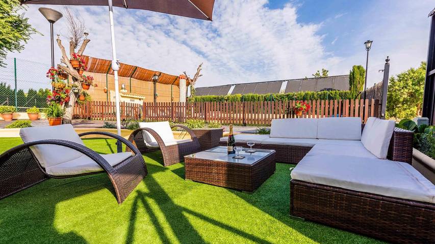 Casa rural para 12 personas, con piscina y balcón/terraza en Villanueva del Trabuco - 4