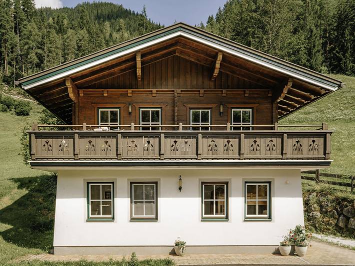 Ferienhaus für 8 Personen, mit Ausblick und Sauna sowie Garten und Balkon - 1
