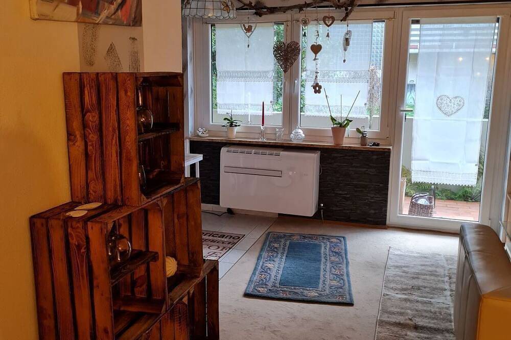 Ganze Wohnung, Gemütliches gut ausgestattete 1 Zimmer Ferienwohnung mitten in der Natur in Ludwigswinkel, Landkreis Südwestpfalz