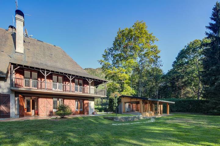 Casa de vacaciones para 12 personas, con jacuzzi además de sauna y jardín - 1