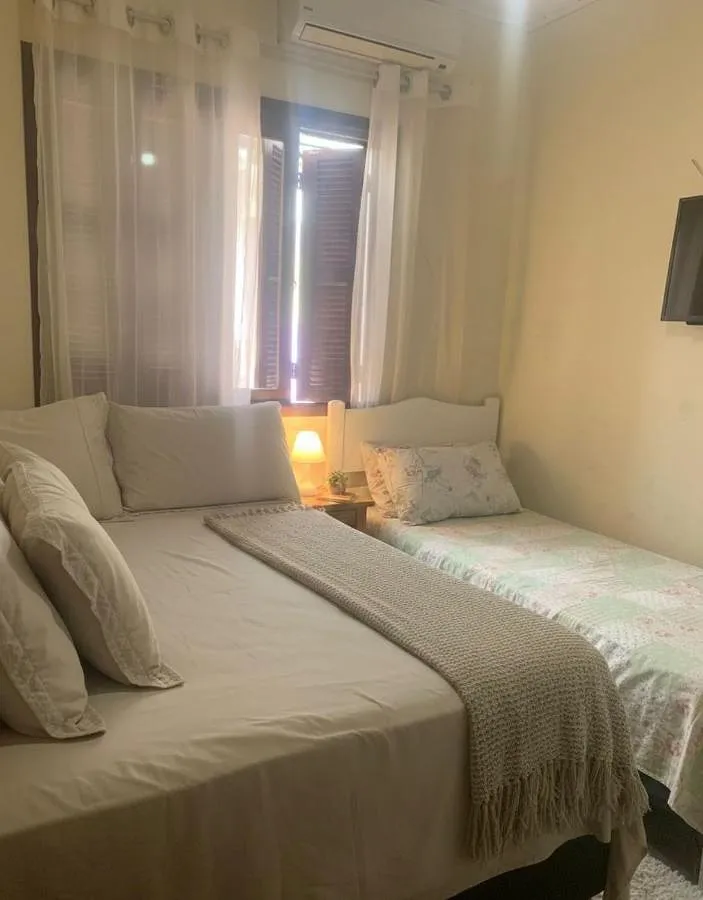 Gästehaus für 3 Personen, mit Balkon und Garten - 1