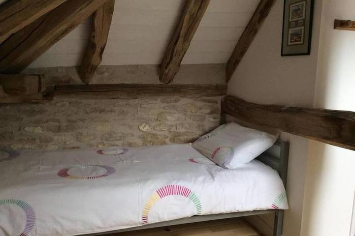 Gîte pour 4 personnes, avec jardin et terrasse, animaux acceptés à Flavigny-sur-Ozerain - 2