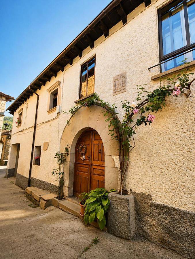 Casa rural para 7 personas, con Balcón y Terraza además de Jardín y Vistas en Jaca