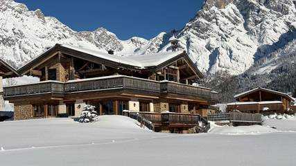 Hütte für 4 Personen, mit Sauna und Garten sowie Balkon, kinderfreundlich in Steinernes Meer