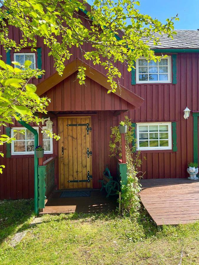 Chalet für 4 Personen, mit Garten und Sauna sowie Ausblick - 1
