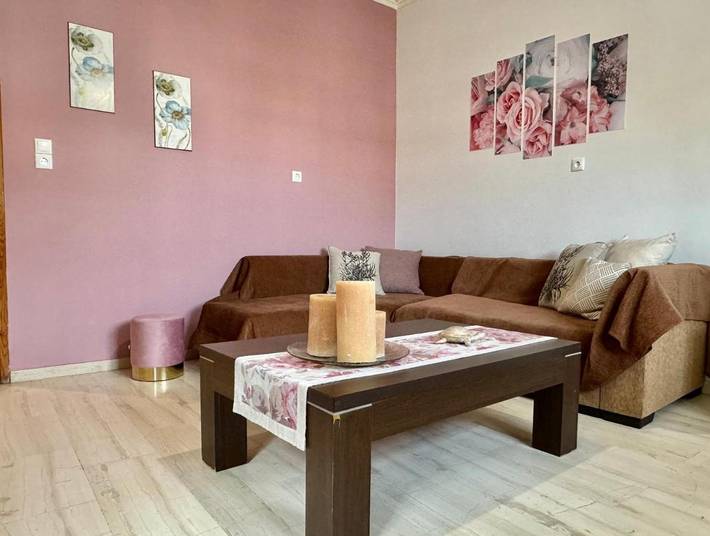 Gîte pour 3 personnes, avec jardin à Arta - 4