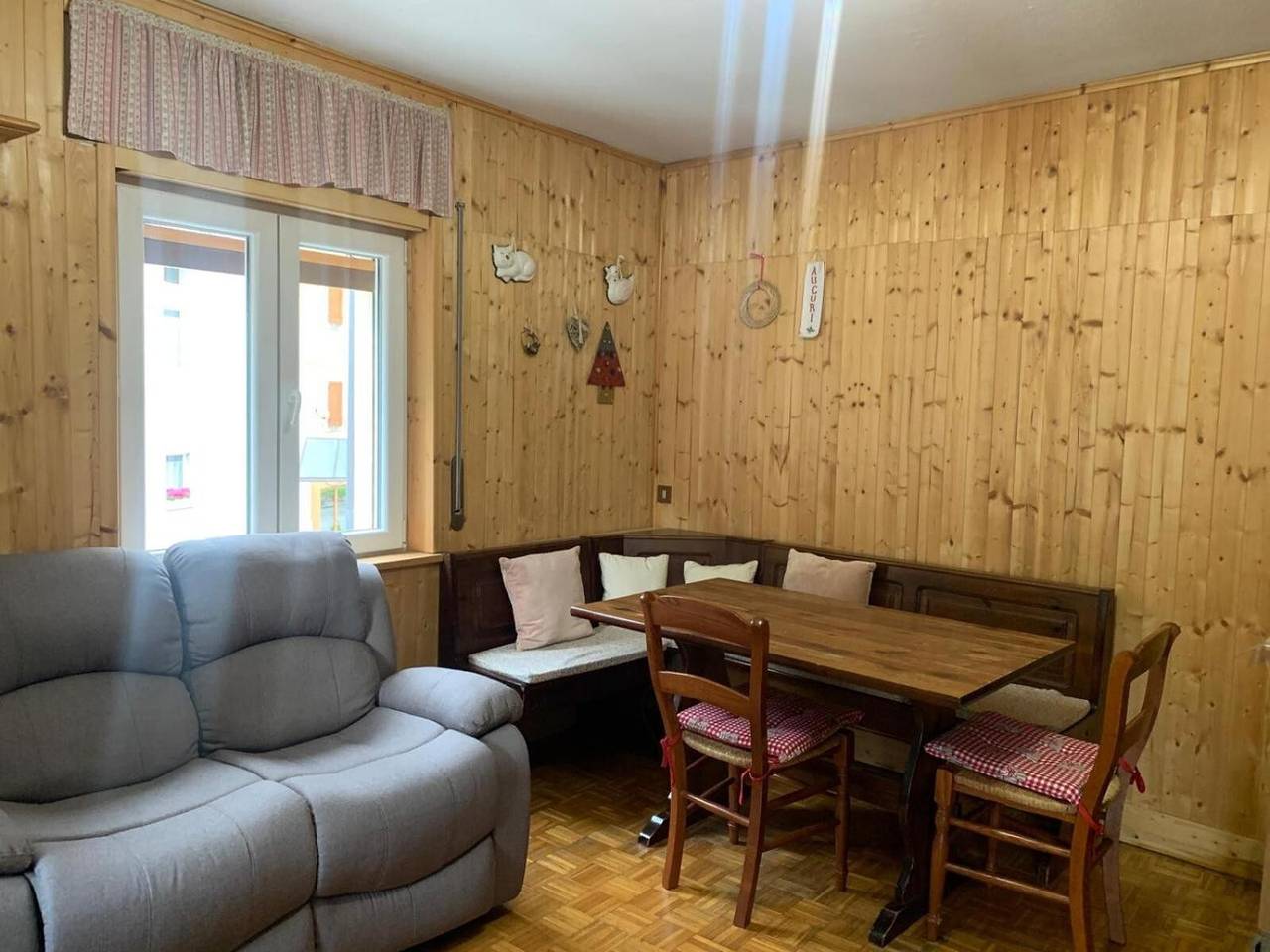 Ganze Wohnung, Ferienwohnung 'Rustichello' mit Bergblick und Balkon in Paluzza, Karnischer Hauptkamm