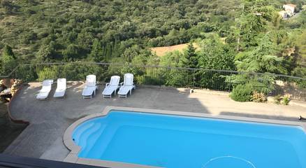 Gîte pour 6 personnes, avec jardin et piscine à Cucugnan