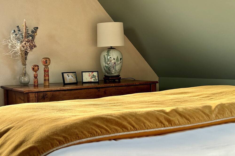 Gîte-Vista para o vale-Casa de banho privativa com banheira in Sainte-Famille-en-Auge, Lisieux (Região)