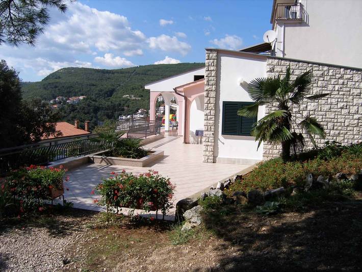 Gîte pour 6 personnes, avec balcon à Rabac - 4