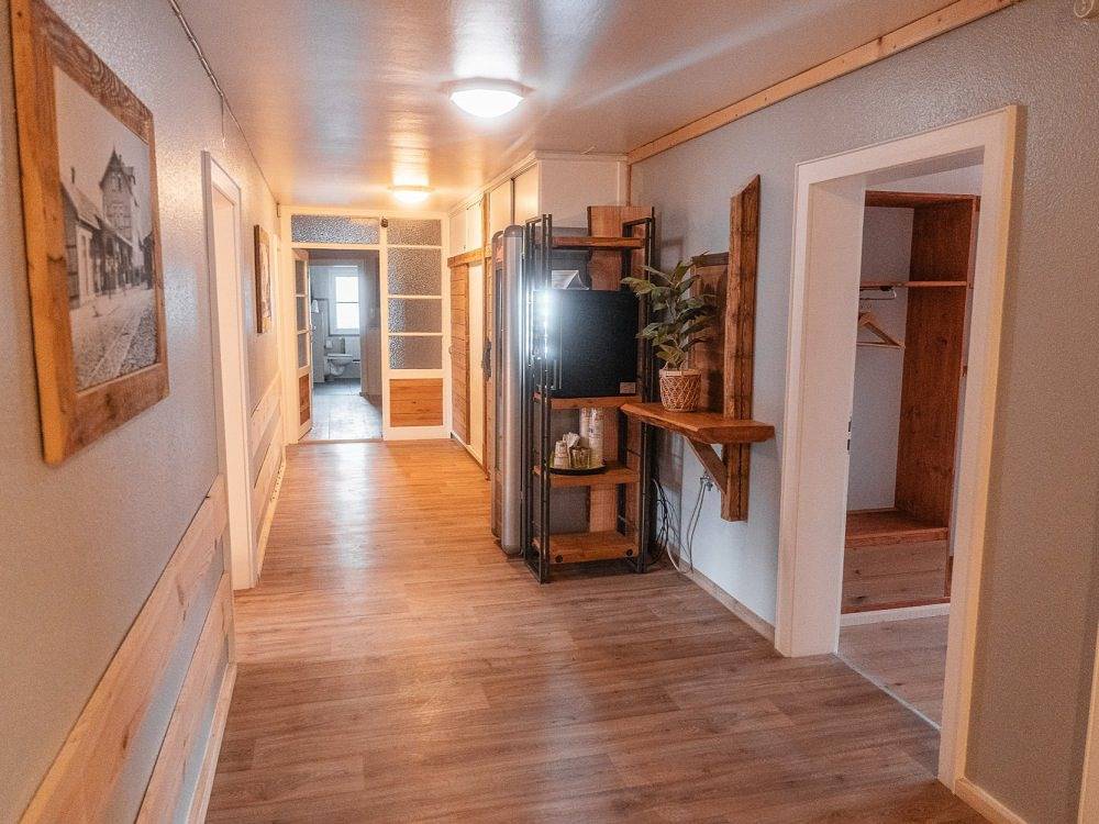 Ron's Guesthouse - 4-Bett Süd ohne Wc in Oberstdorf, Bayerisch Schwaben