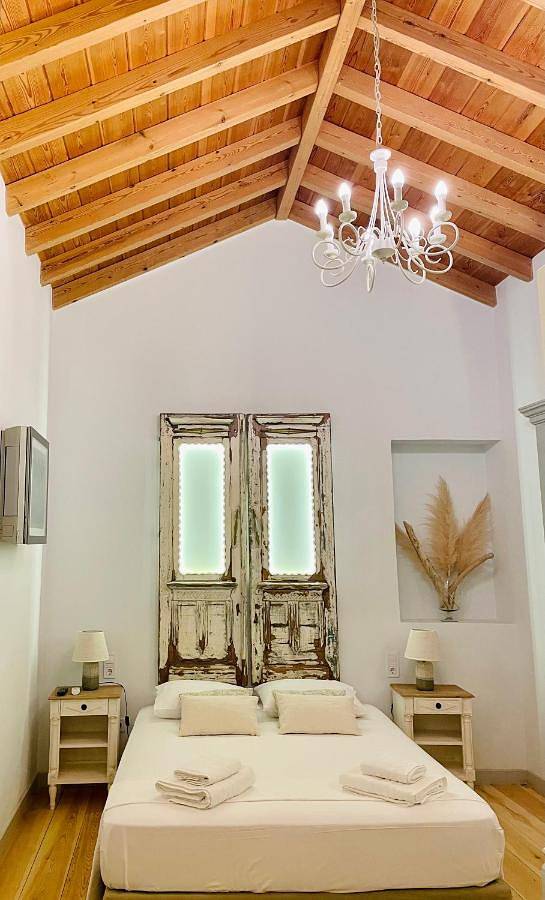 Chambre d’hôte pour 2 personnes, avec jardin, animaux acceptés dans Syros