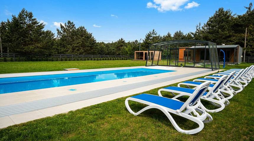 Mazuria Park – Pool, Jacuzzi & Sauna Included in Masuren