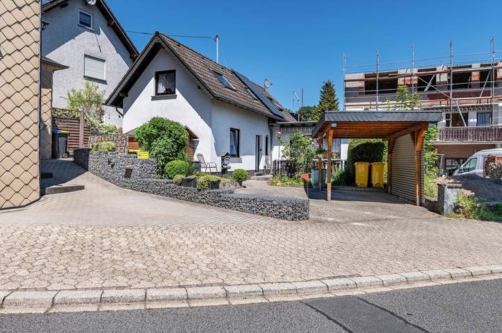 Ferienhaus für 9 Personen, mit Garten