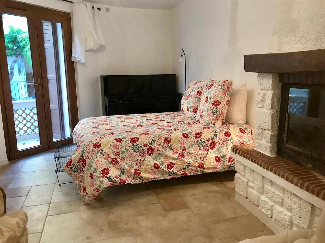 Appartement entier, Le colostre T2 in Saint-Martin-de-Brômes, Alpes-de-Haute-Provence