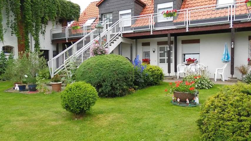 Ferienwohnung für 2 Personen, mit Balkon und Terrasse sowie Garten und Sauna auf Usedom