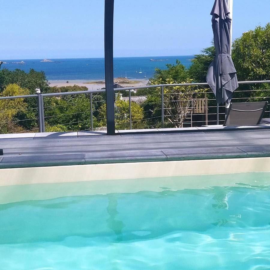 Maison de Vacances vue mer in Carantec, Ceinture Dorée