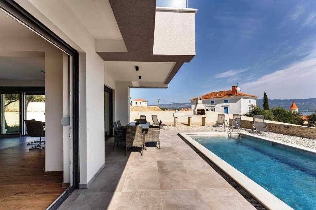 Cijeli apartman, Holiday house Rosemary with pool and panoramic seaview in Risika, Krk