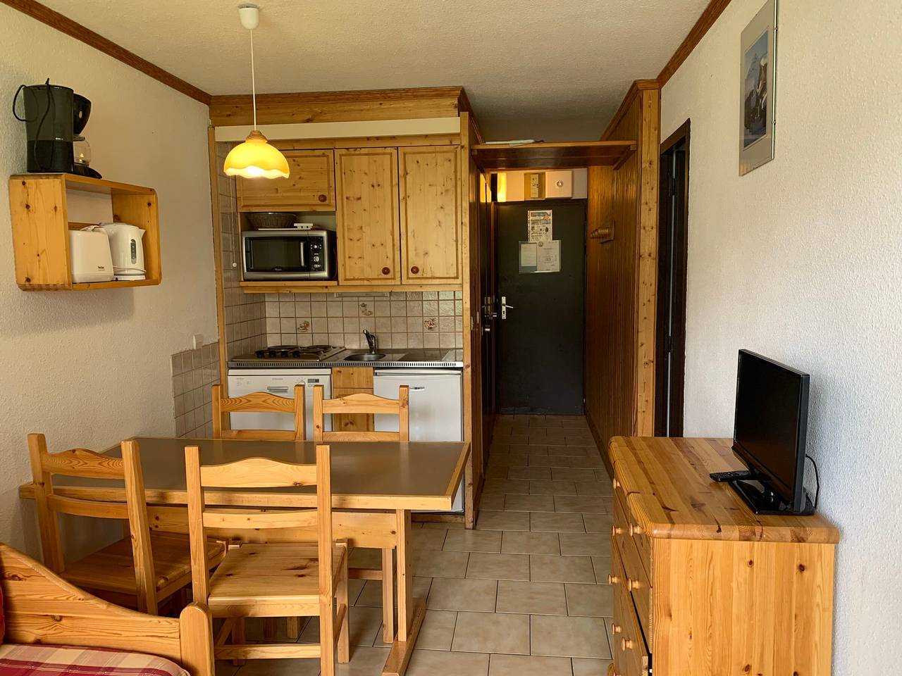 Ganzes Studio, Renoviertes Studio für 4 Pers, Balkon, Haustiere erlaubt in Les Menuires, Saint-Martin-de-Belleville