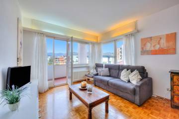 Holiday Rental for 4 People in Lugano, Lake Lugano, Photo 2