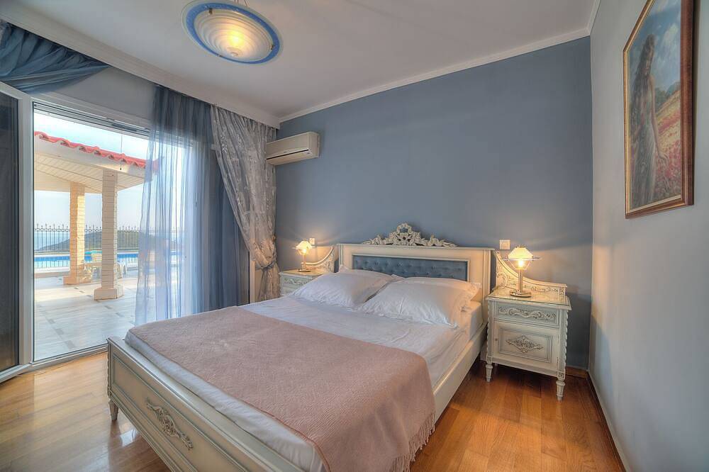 George Sea view Villa for an unforgettable, relaxing, private vacation. in Anavyssos, Regionalbezirk Ostattika