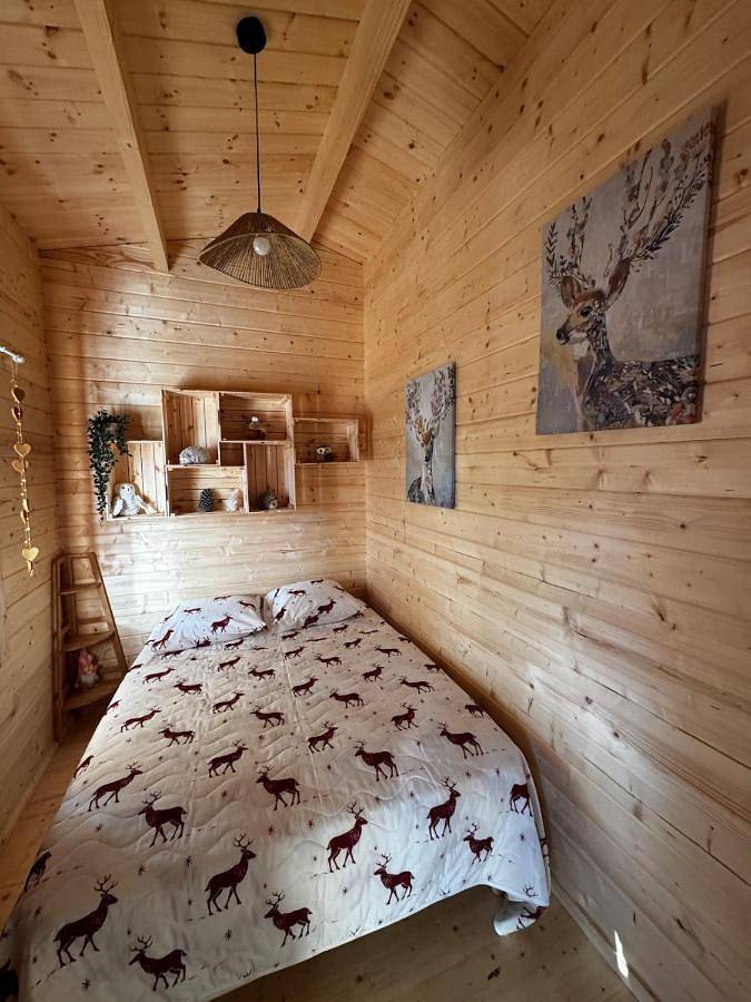Les Nuits de Brocéliande Chalet de charme in Beignon, Région de Vannes