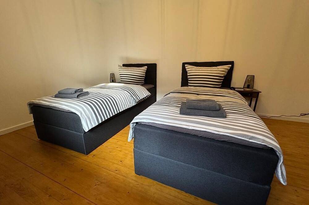 Ganze Wohnung, Unter'm Chalet - Chalet Zillertal in Reuschenbach, Hausen (Wied)