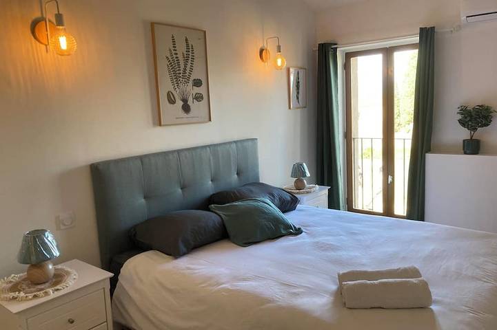 Location de vacances pour 12 personnes, avec jardin et terrasse, animaux acceptés à Homps - 2