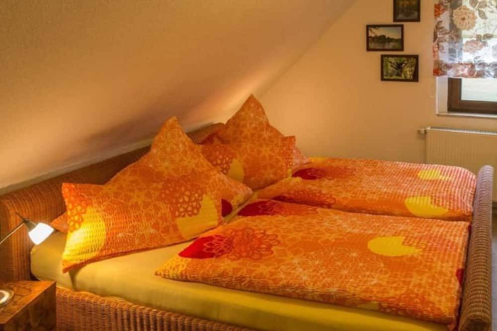 Ganze Wohnung, Mit Fasssauna in Malschwitz, Oberlausitz-Niederschlesien