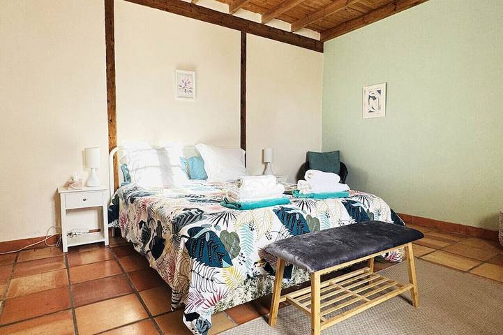 Gîte pour 3 personnes, avec jardin à Savignac-de-Duras - 2