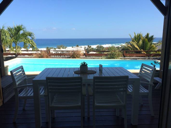 Villa pour 6 personnes, avec terrasse ainsi que piscine et jardin