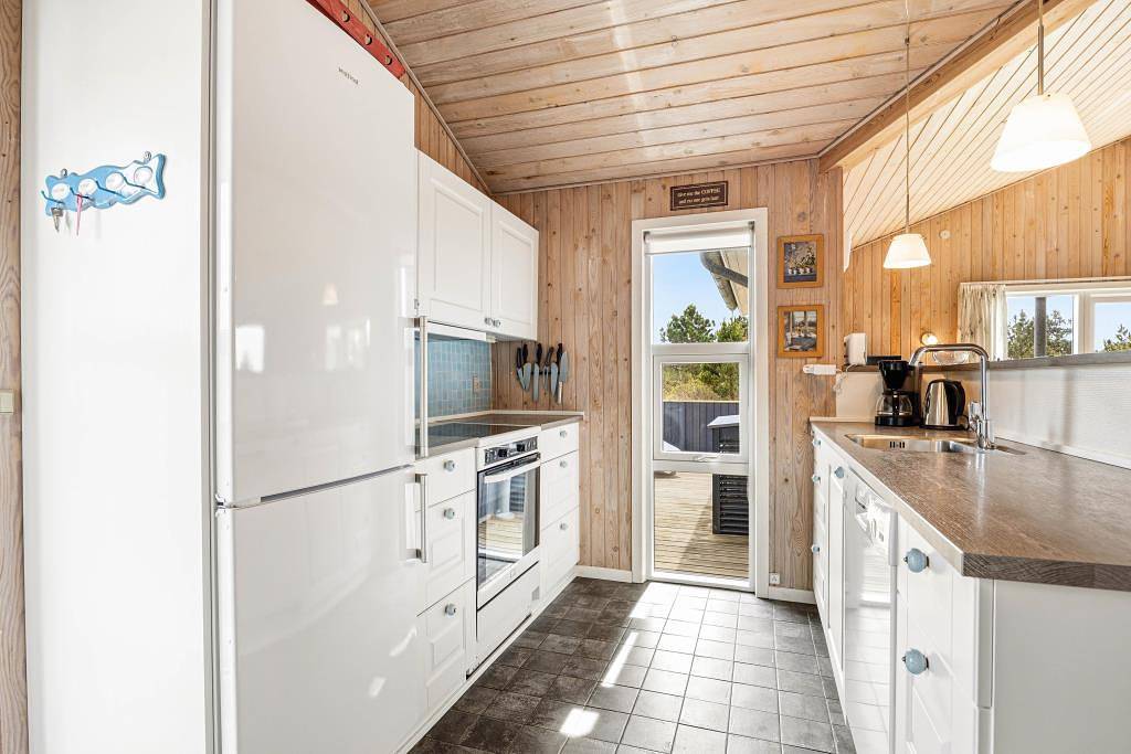 Gemütliches Ferienhaus mit Kaminofen und Sauna in Vejers Strand in Vejers Strand, Varde