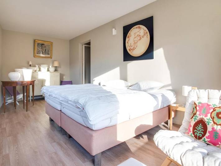 Location de vacances pour 12 personnes, avec jardin et terrasse ainsi que sauna et piscine à Maredsous - 4