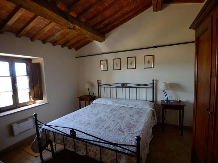 Apartamento entero, Zwei-Zimmer-Wohnungen im ersten Stock mit kleinem Außenbalkon in Campiglia Marittima, Costa Etrusca