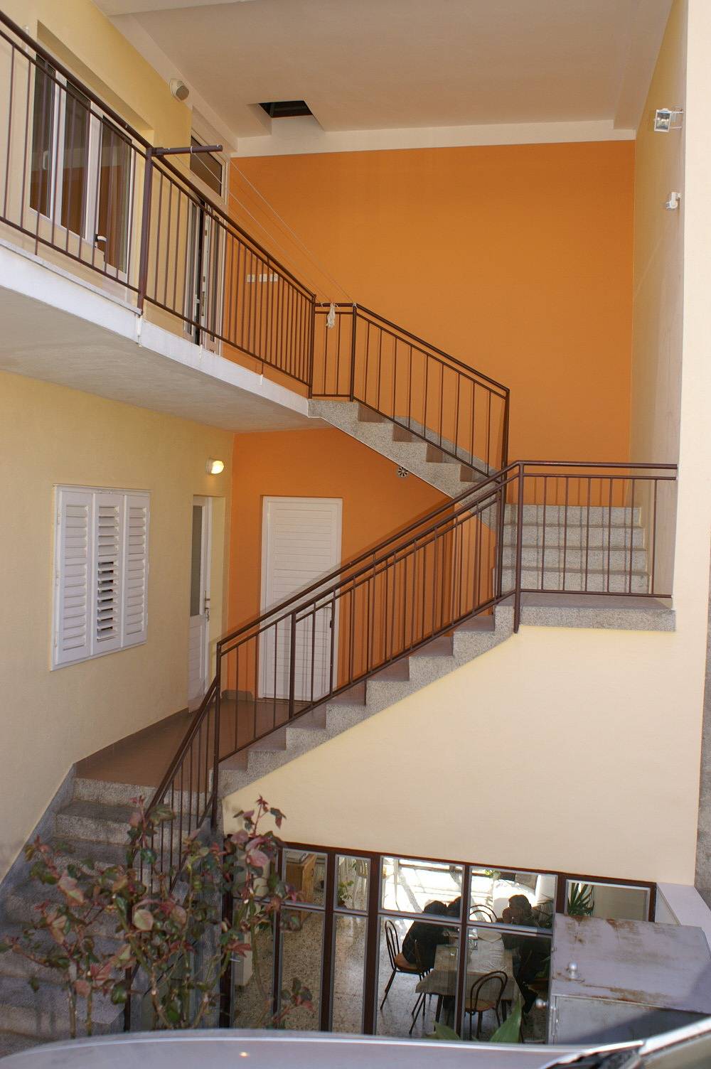 Ganze Wohnung, 3-Zimmer-Ferienwohnung mit Terrasse Podgora, Makarska -a in Podgora, Makarska Riviera